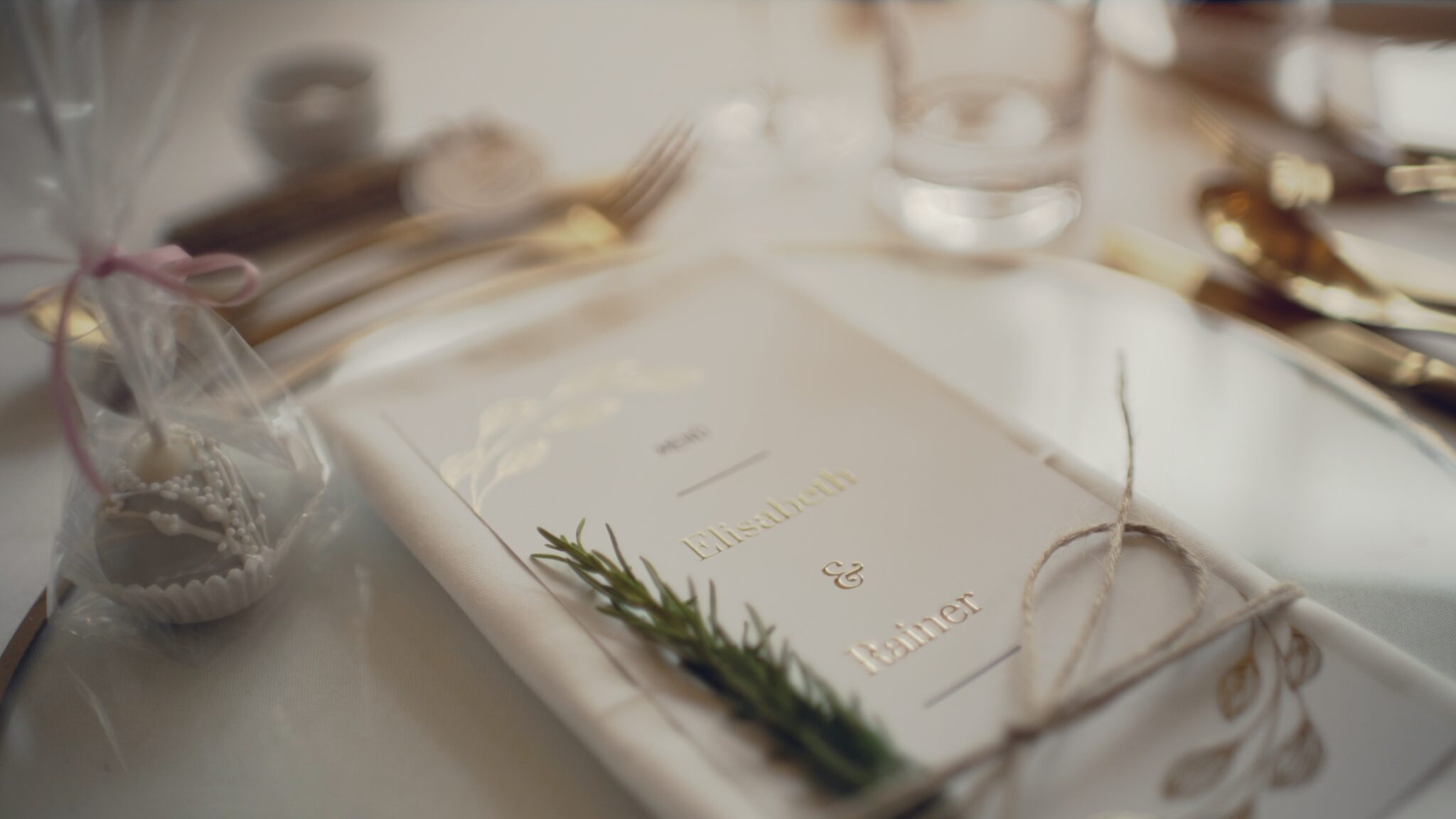 Elisabeth + Rainer - hochzeit film - Holler Weingut - Scheune - hochzeit videograf