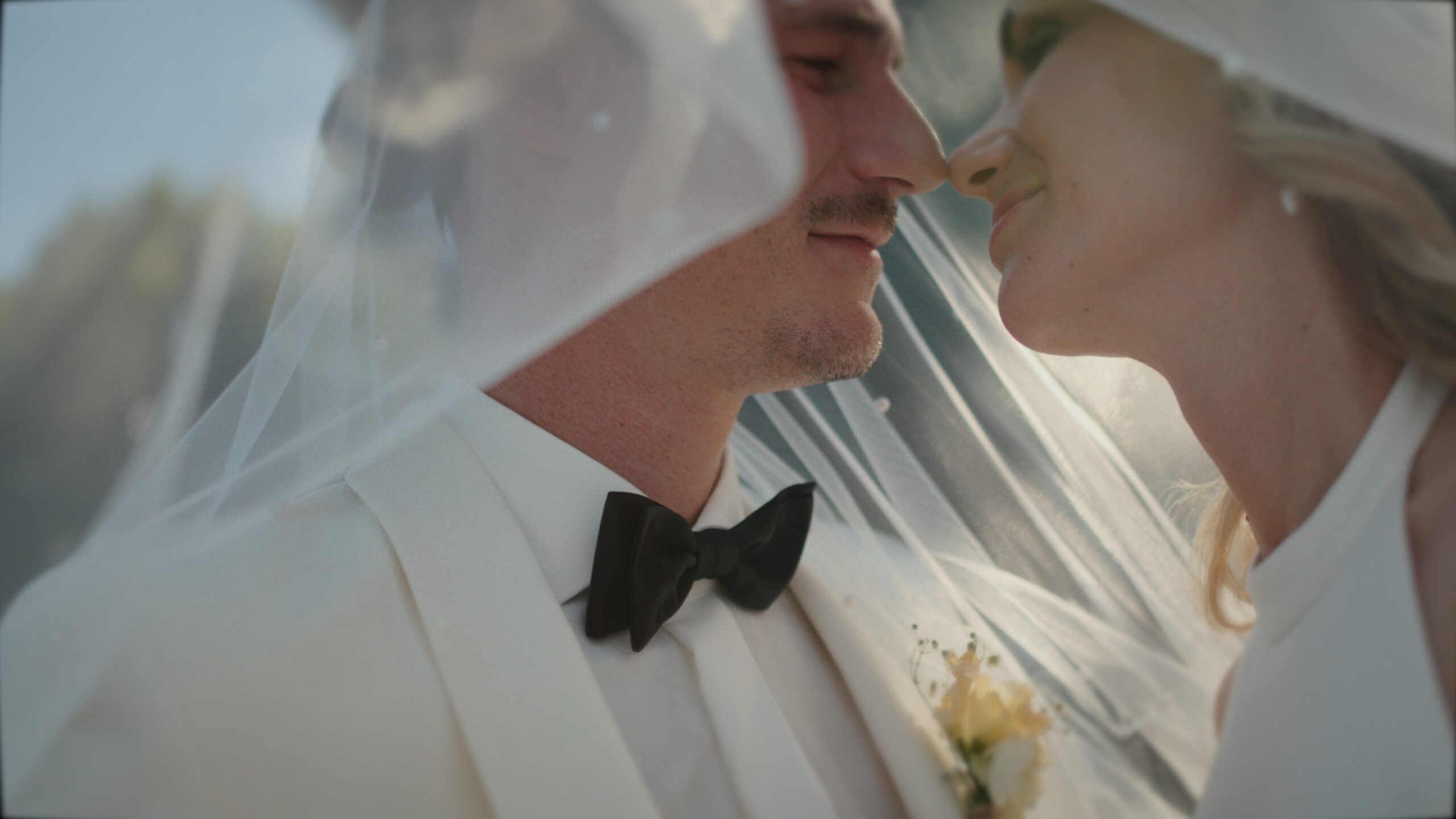 Julia + Christoph _ film - Weinschloss Thaller - Großwilfersdorf - hochzeitsvideograf - Hochzeitsvideo in Österreich