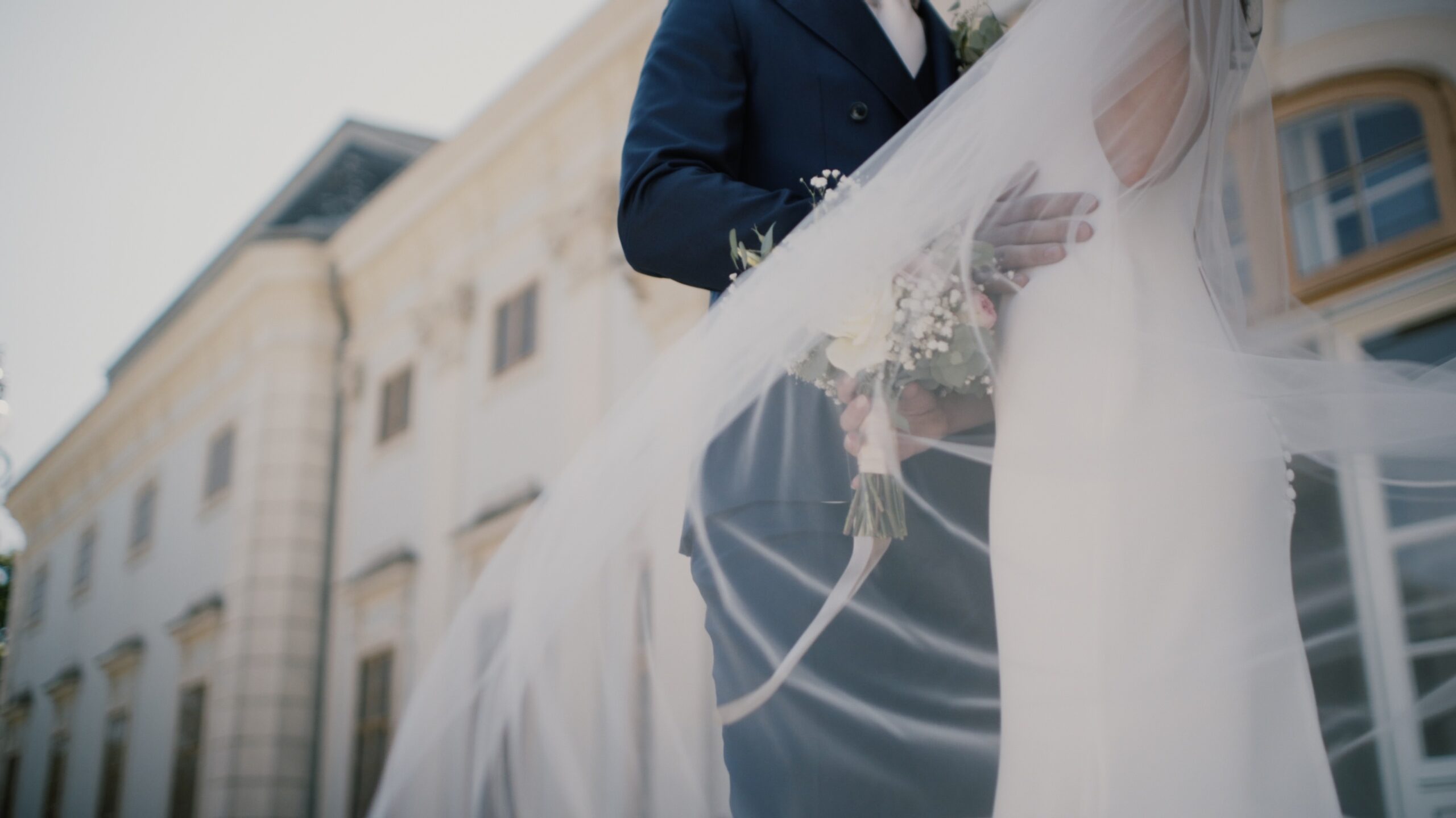 Julia + Stefan - hochzeit film - Schloss Halbturn - hochzeitsvideografen
